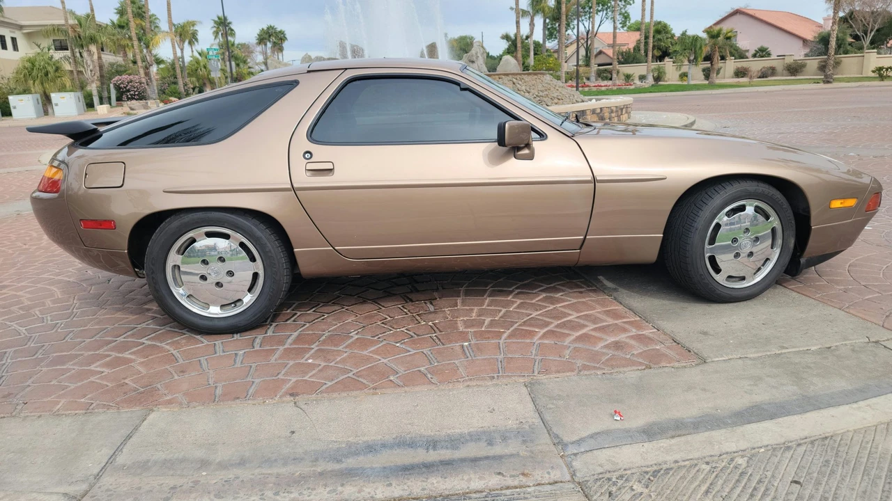 1987 Porsche 928 S4 - Image 27 of 31