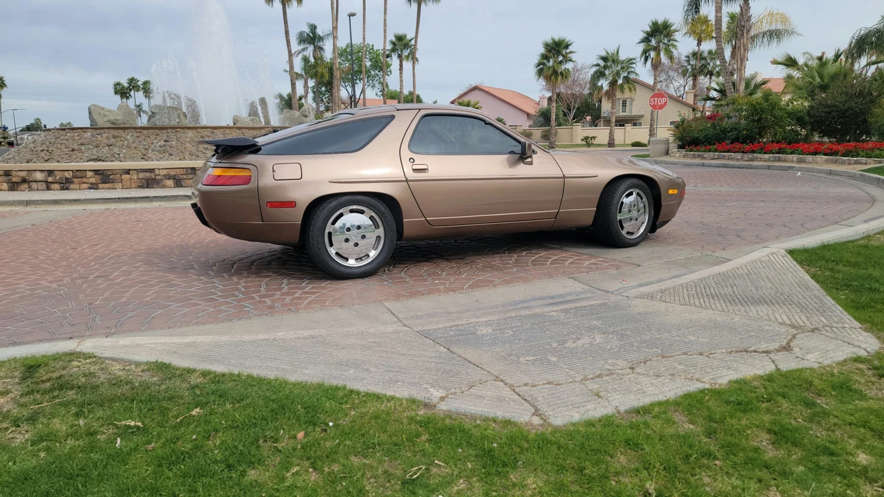 1987 Porsche 928 S4 - Image 25 of 31