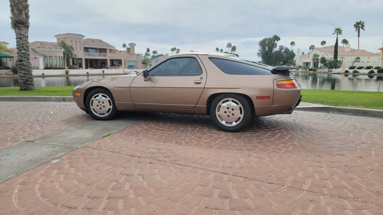1987 Porsche 928 S4 - Image 10 of 31