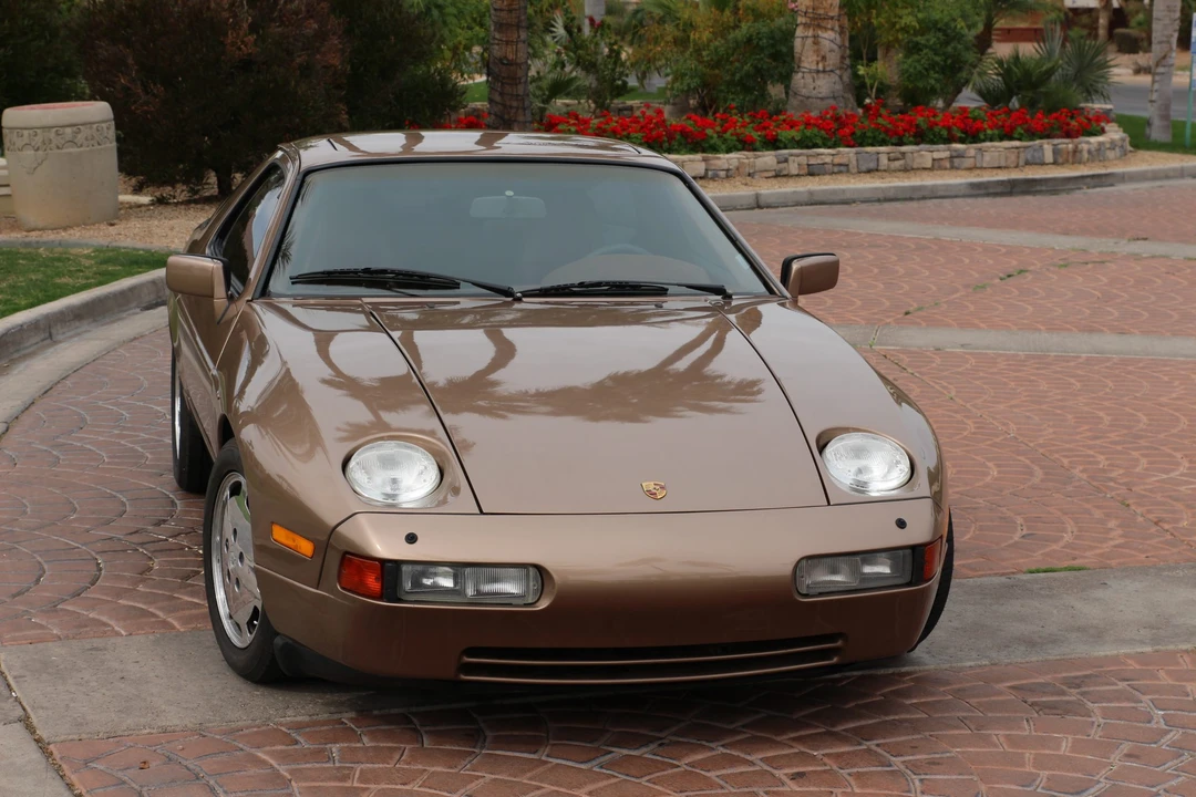 1987 Porsche 928 S4 - Image 7 of 31