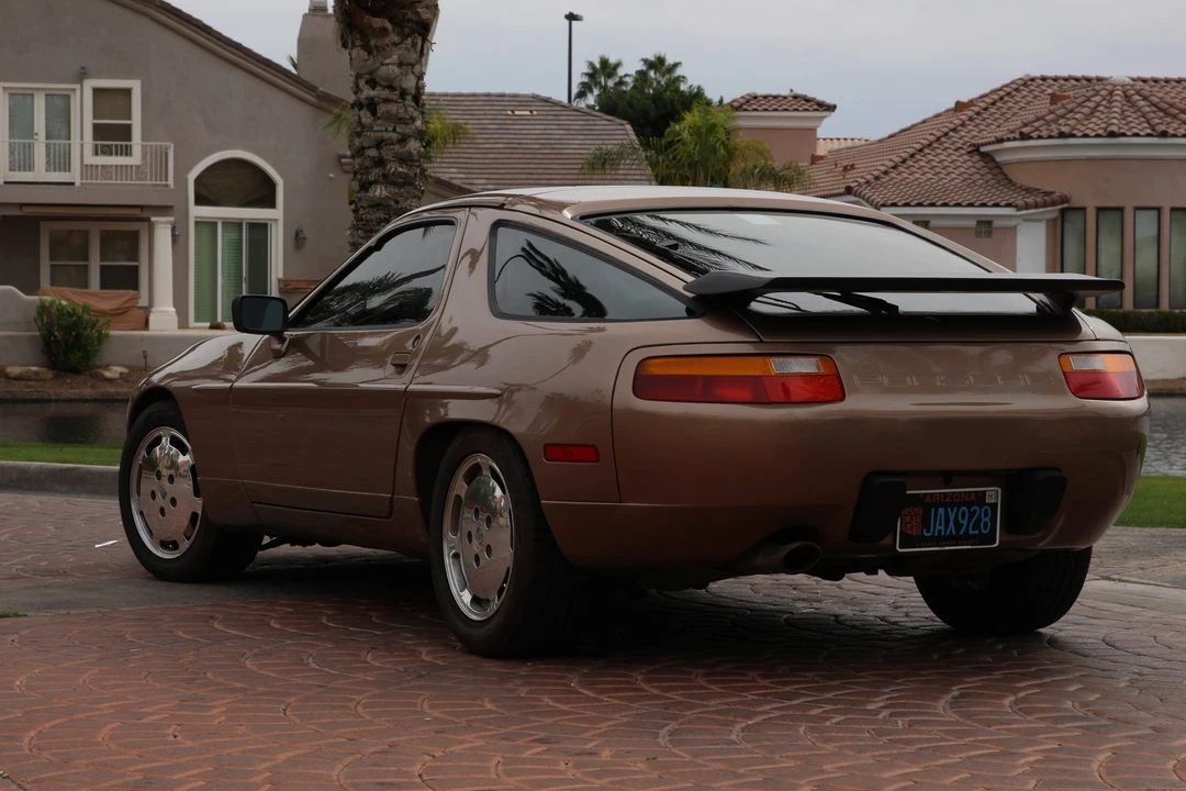 1987 Porsche 928 S4 - Image 12 of 31