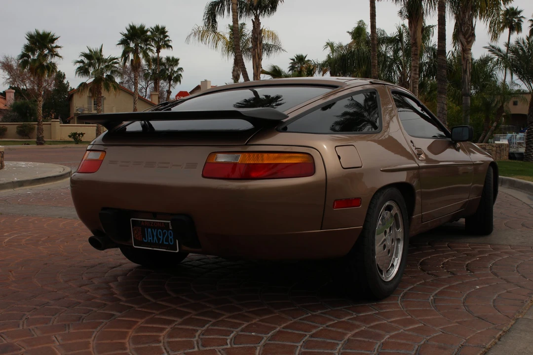 1987 Porsche 928 S4 - Image 18 of 31