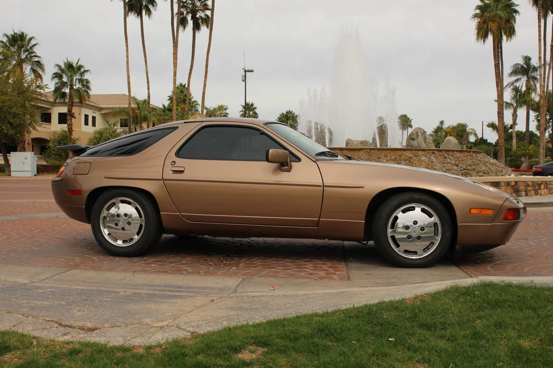 1987 Porsche 928 S4 - Image 23 of 31