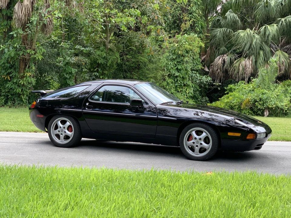 1987 Porsche 928 S4 - Image 3 of 31