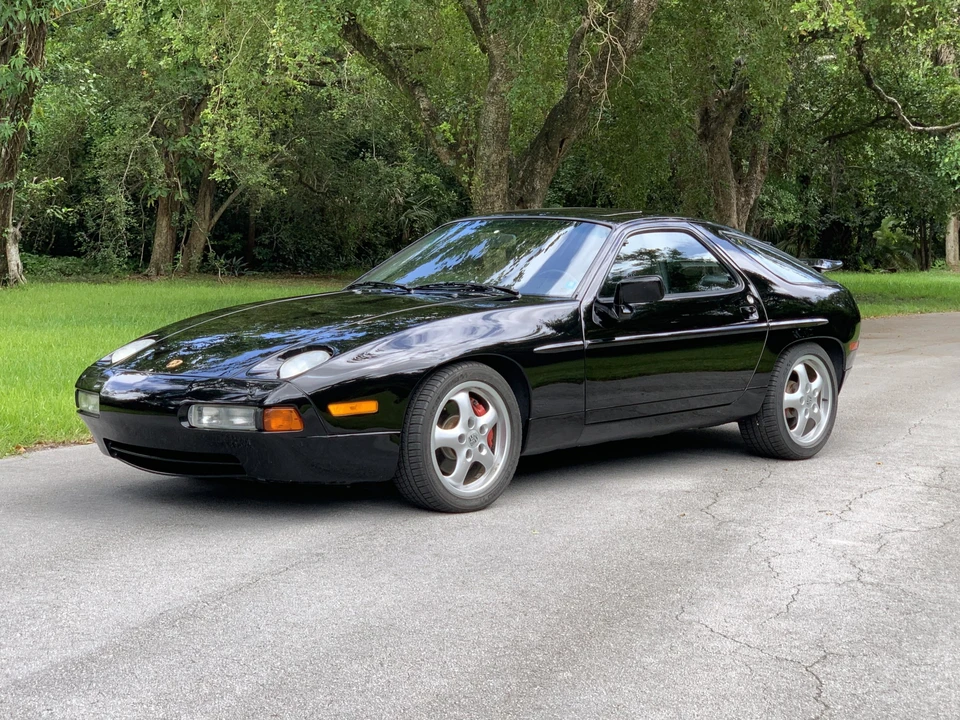 1987 Porsche 928 S4 - Image 8 of 31