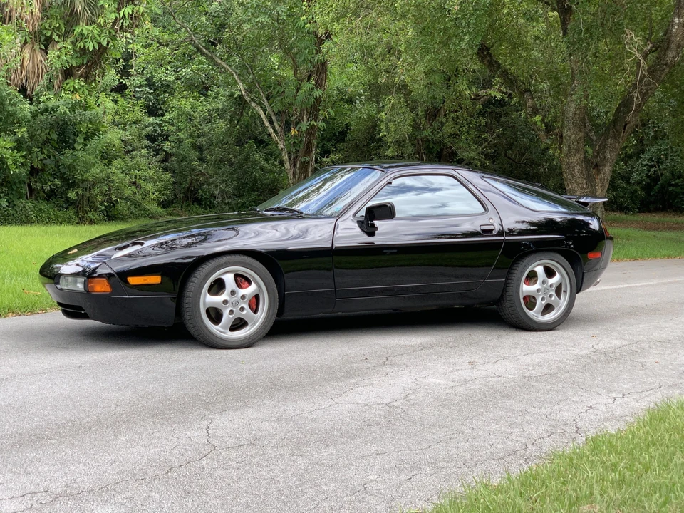1987 Porsche 928 S4 - Image 9 of 31