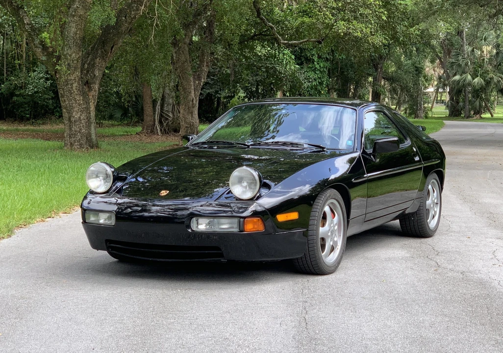 1987 Porsche 928 S4 - Image 13 of 31