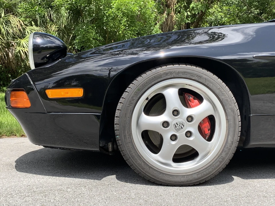 1987 Porsche 928 S4 - Image 19 of 31