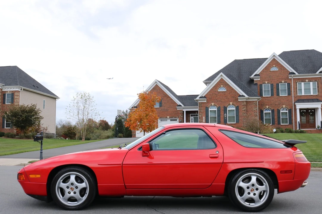 1987 Porsche 928 S4 - Image 13 of 31