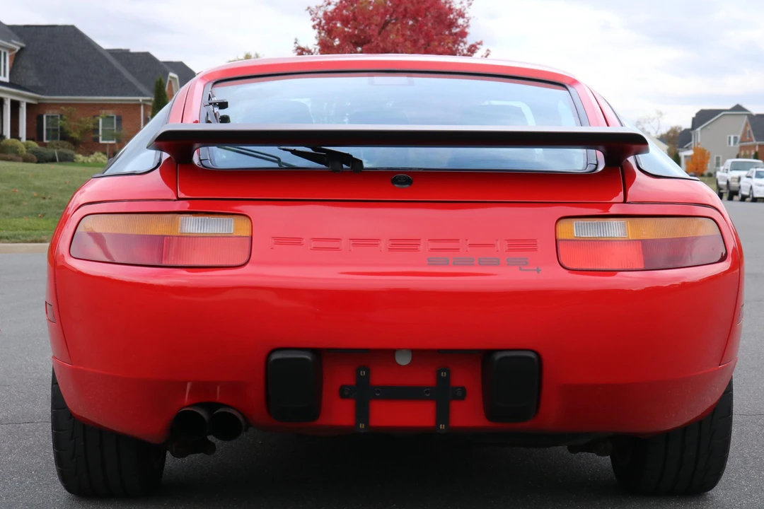 1987 Porsche 928 S4 - Image 9 of 31