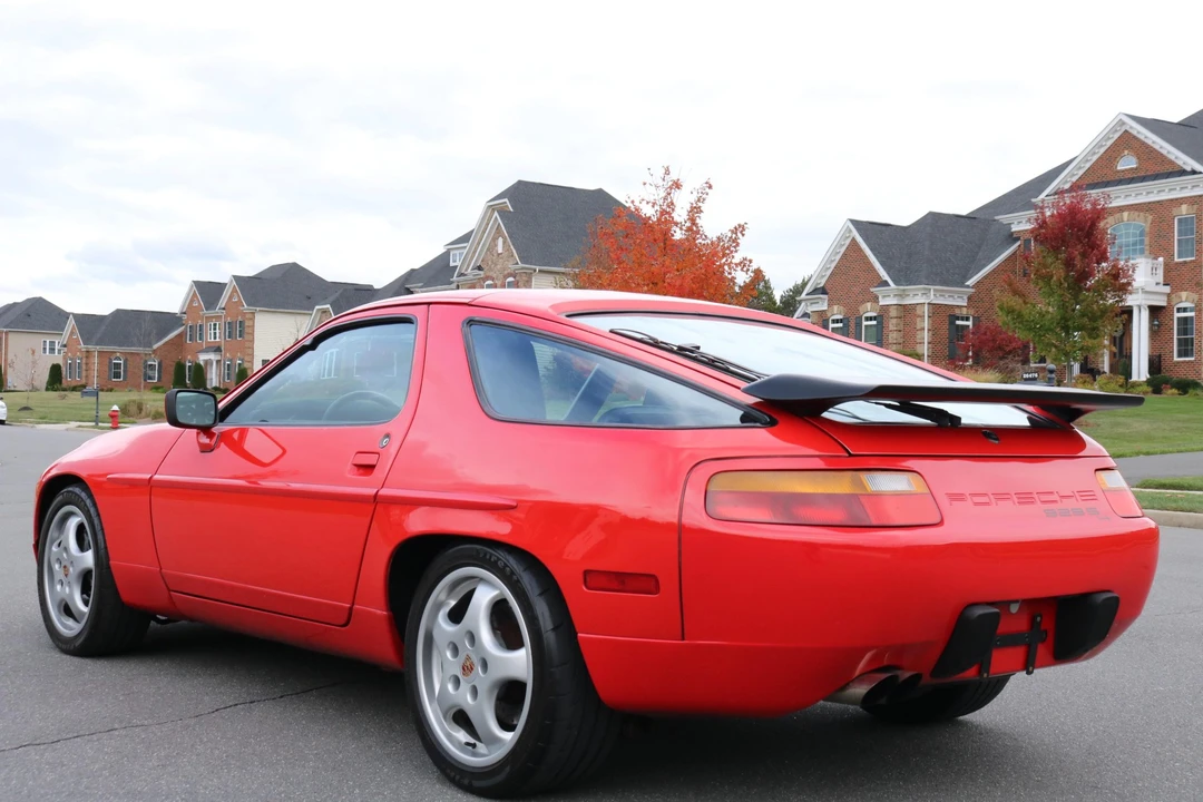 1987 Porsche 928 S4 - Image 12 of 31