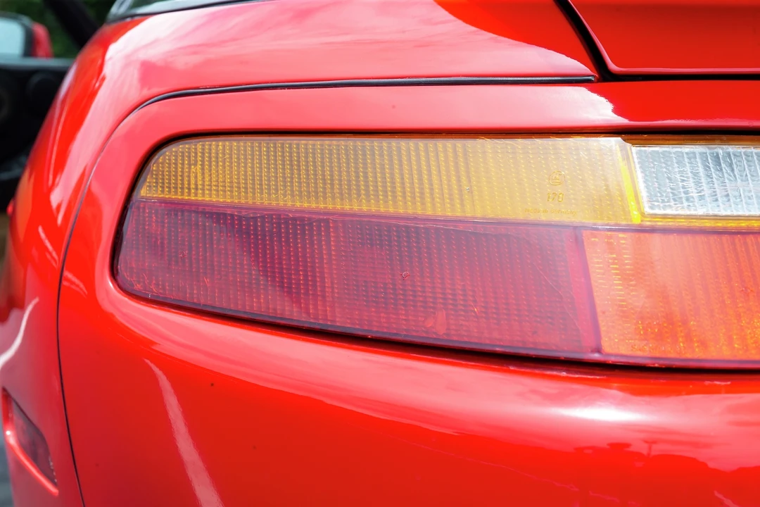 1987 Porsche 928 S4 - Image 28 of 31
