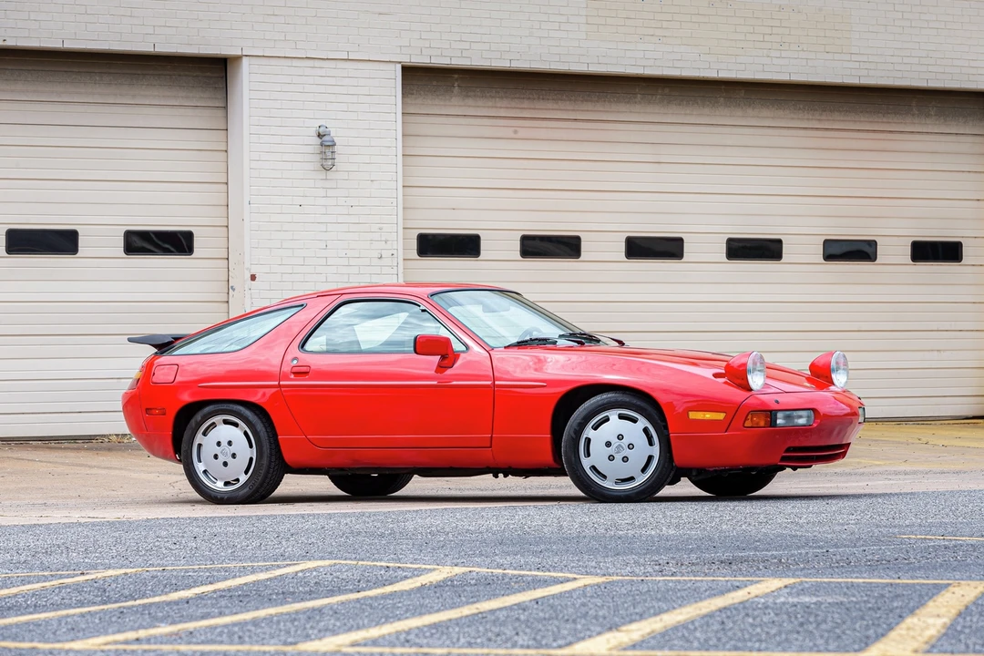 1987 Porsche 928 S4 - Image 9 of 31