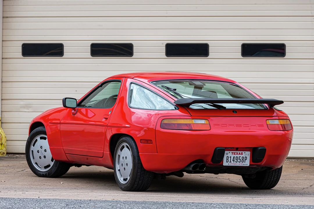 1987 Porsche 928 S4 - Image 14 of 31