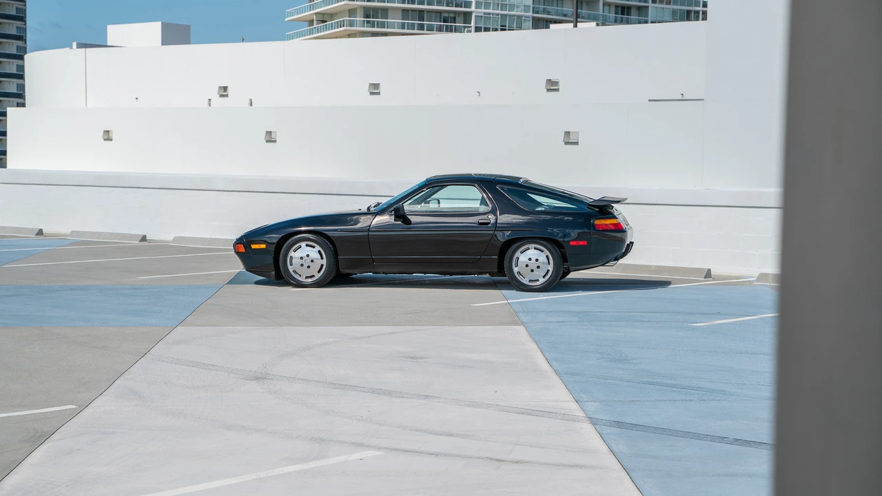 1987 Porsche 928 S4 - Image 19 of 31