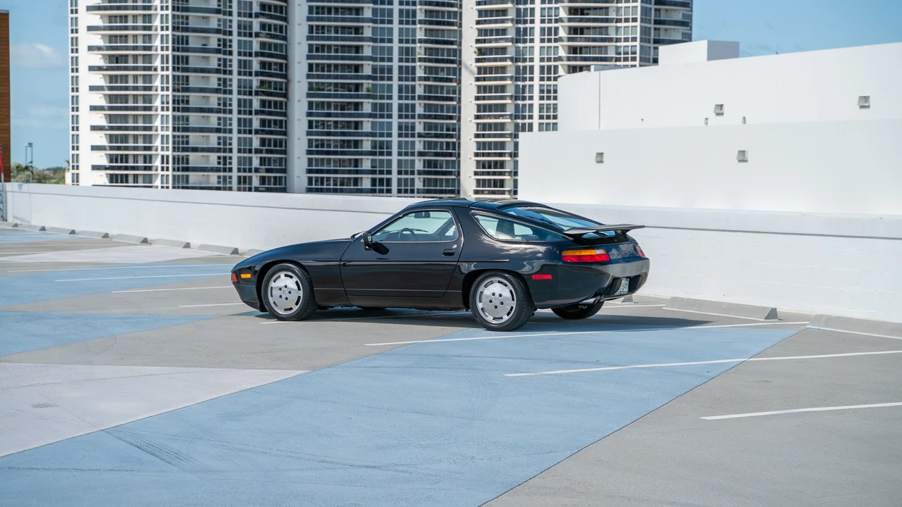 1987 Porsche 928 S4 - Image 22 of 31