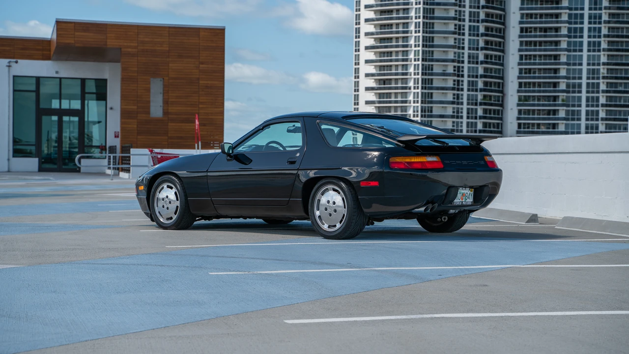 1987 Porsche 928 S4 - Image 25 of 31