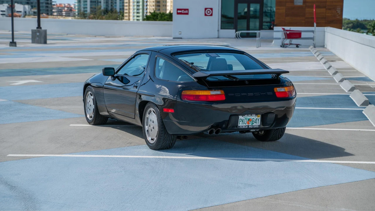 1987 Porsche 928 S4 - Image 27 of 31