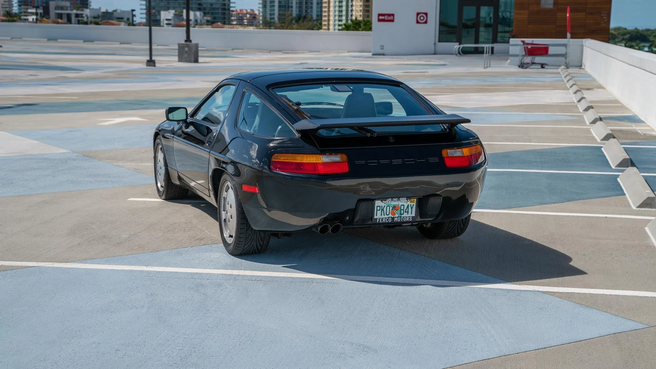 1987 Porsche 928 S4 - Image 30 of 31