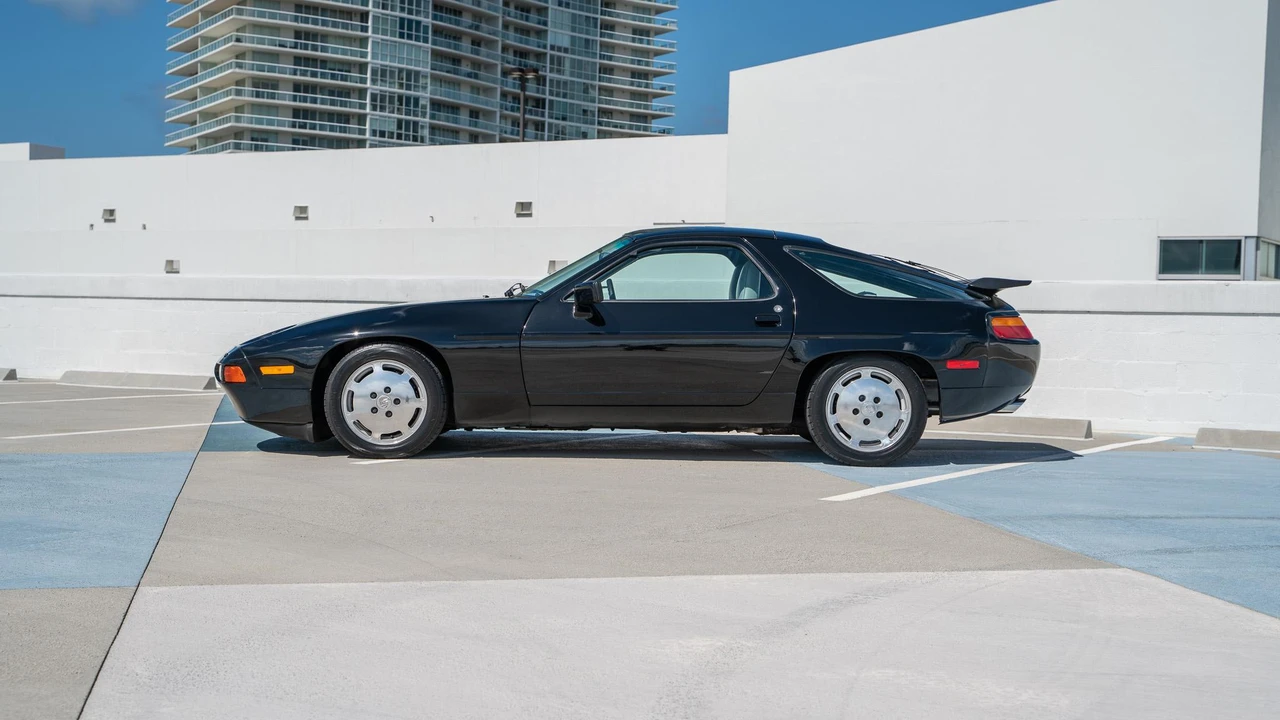 1987 Porsche 928 S4 - Image 20 of 31