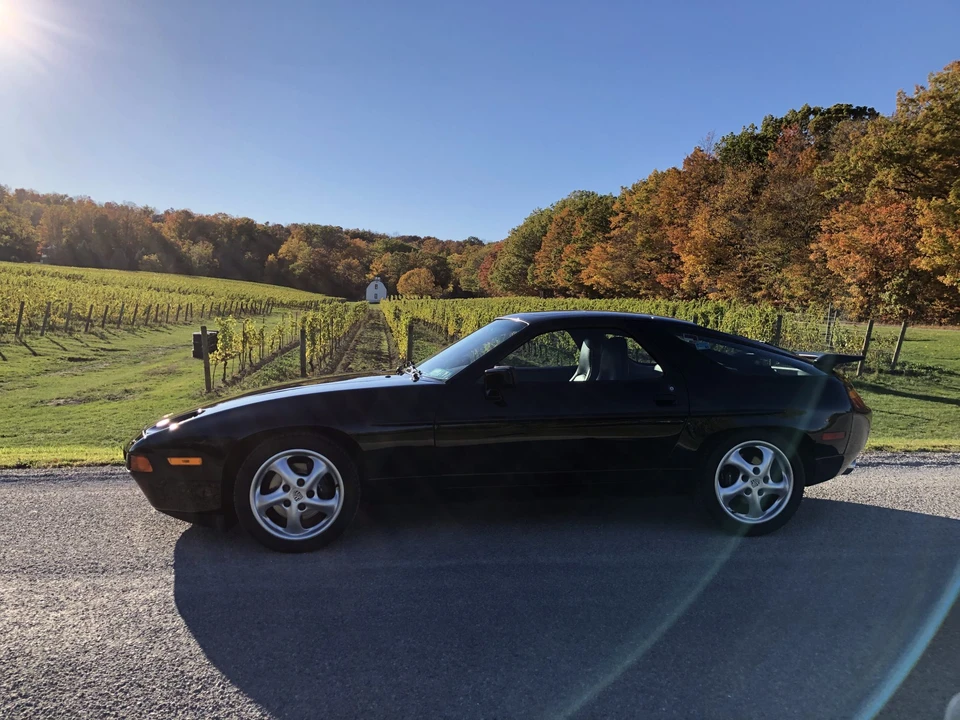 1987 Porsche 928 S4 - Image 19 of 31