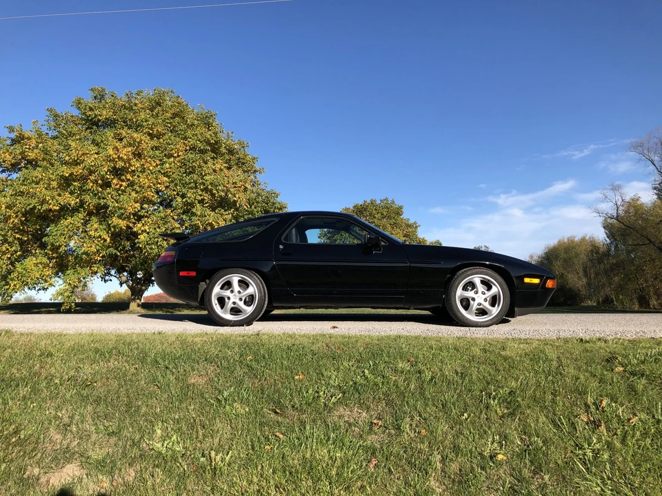 1987 Porsche 928 S4 - Image 29 of 31