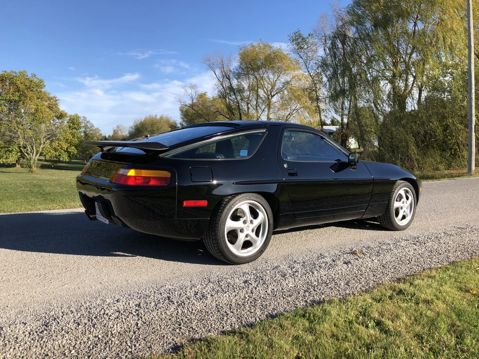 1987 Porsche 928 S4 - Image 27 of 31