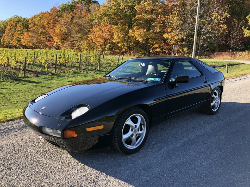 1987 Porsche 928 S4 - Image 9 of 31