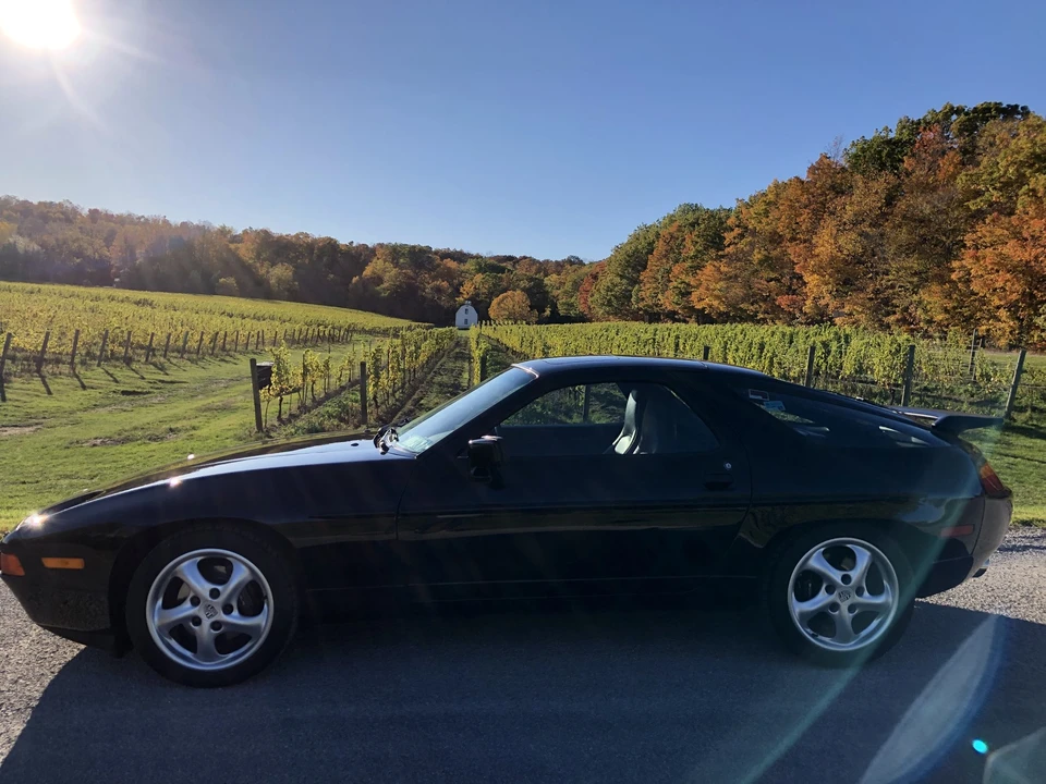 1987 Porsche 928 S4 - Image 18 of 31