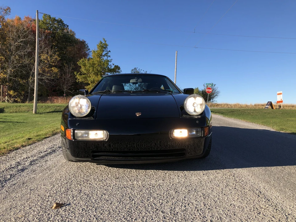 1987 Porsche 928 S4 - Image 4 of 31