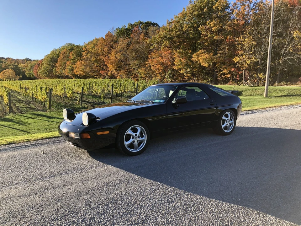1987 Porsche 928 S4 - Image 13 of 31