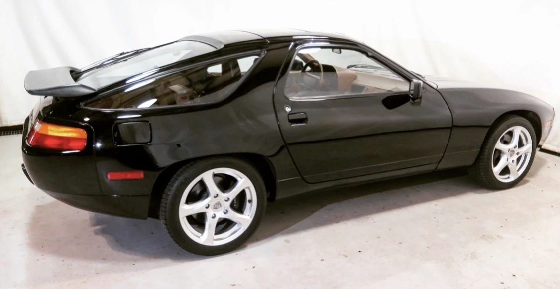 1987 Porsche 928 S4 - Image 8 of 31