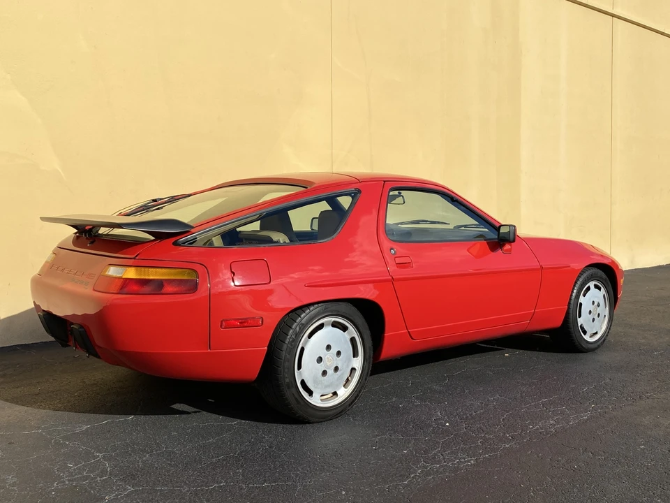 1987 Porsche 928 S4 - Image 19 of 31