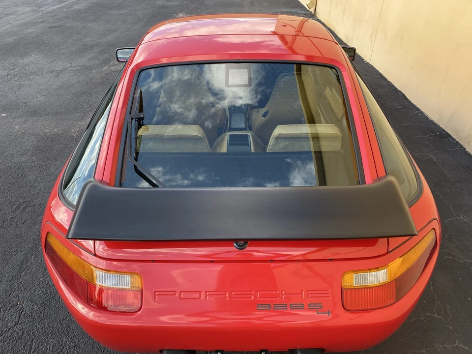 1987 Porsche 928 S4 - Image 12 of 31