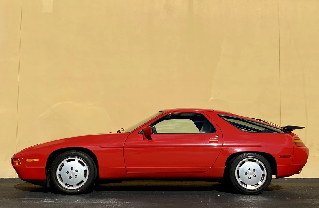 1987 Porsche 928 S4 - Image 8 of 31