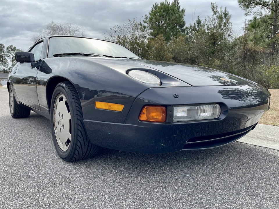 1987 Porsche 928 S4 - Image 9 of 31