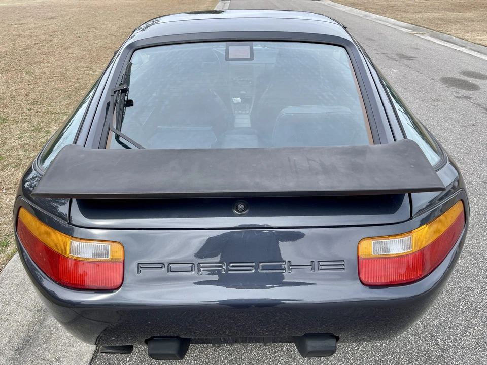 1987 Porsche 928 S4 - Image 16 of 31