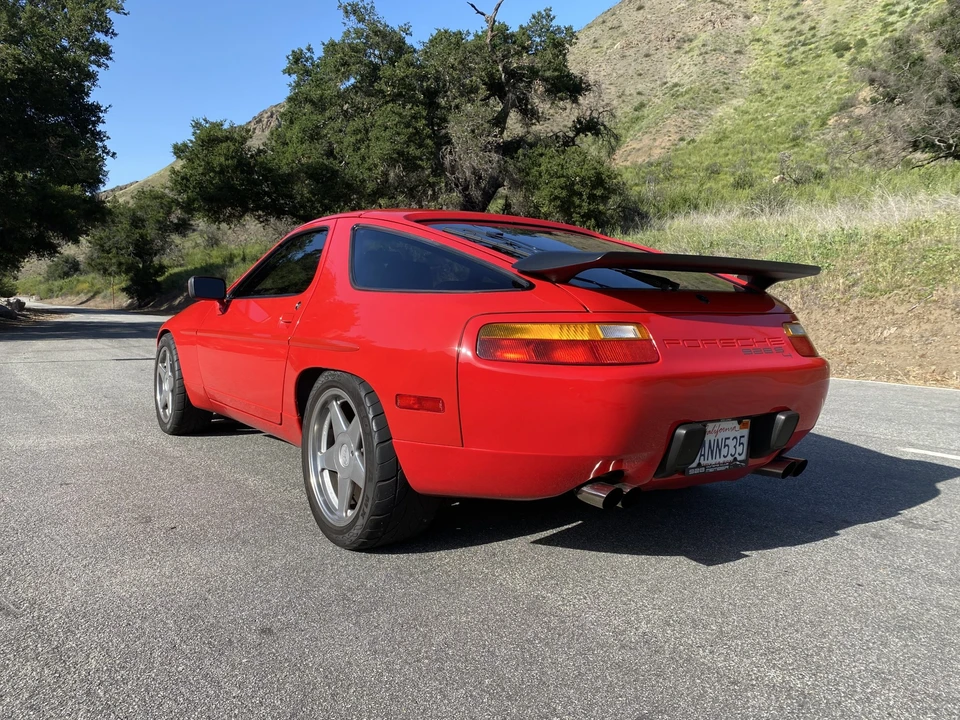 1987 Porsche 928 S4 - Image 6 of 31