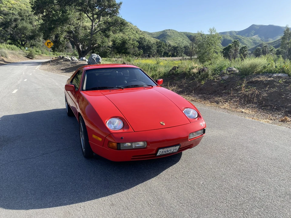 1987 Porsche 928 S4 - Image 12 of 31