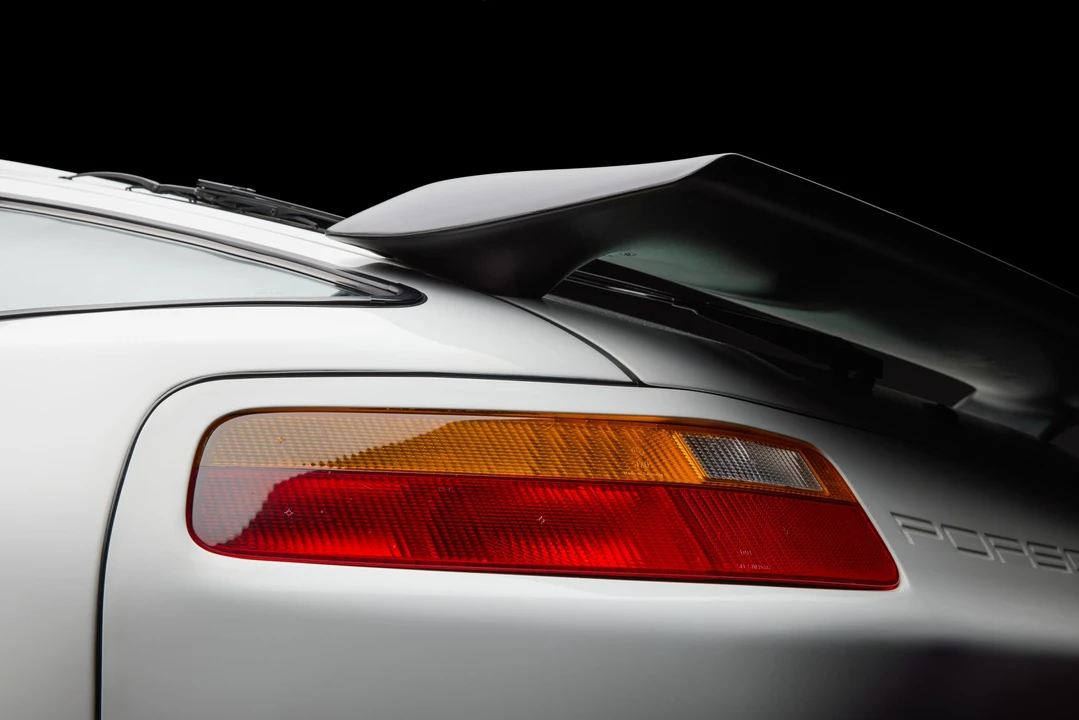 1987 Porsche 928 S4 - Image 29 of 31