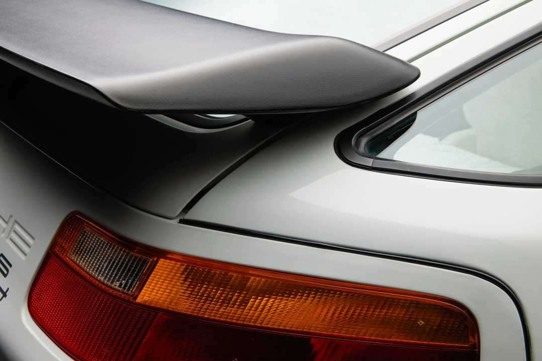 1987 Porsche 928 S4 - Image 23 of 31