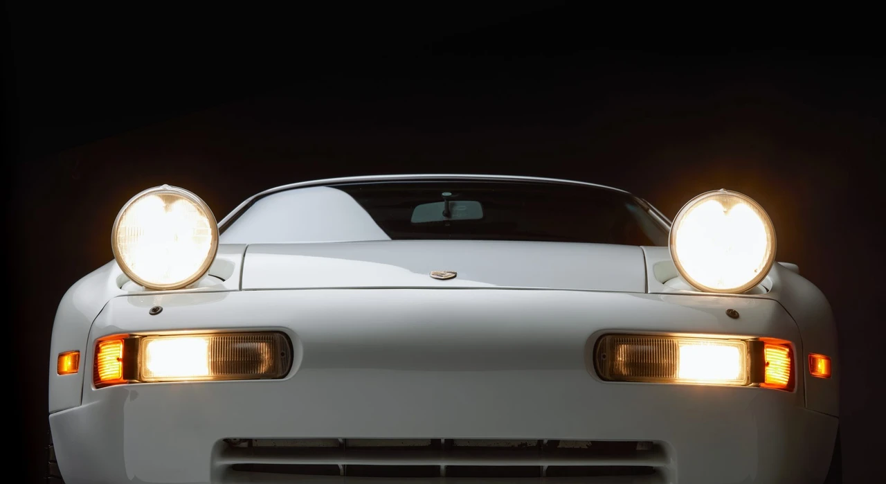 1987 Porsche 928 S4 - Image 31 of 31