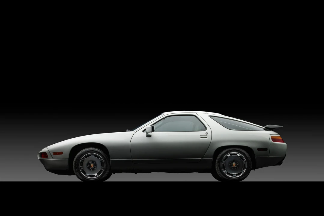 1987 Porsche 928 S4 - Image 2 of 31