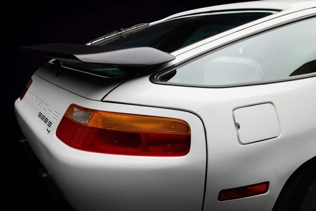 1987 Porsche 928 S4 - Image 26 of 31