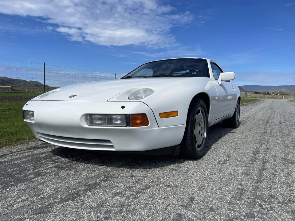 1987 Porsche 928 S4 - Image 8 of 31