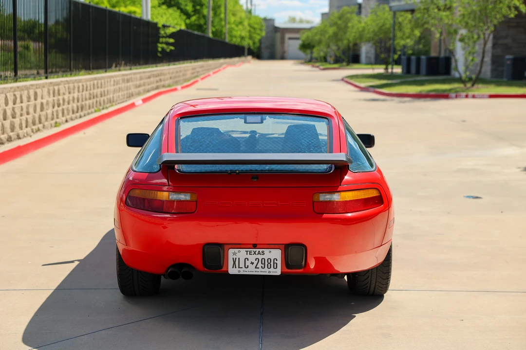 1987 Porsche 928 S4 - Image 8 of 31