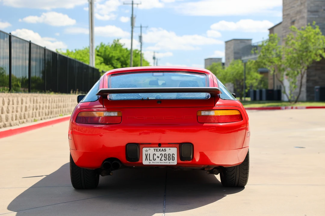 1987 Porsche 928 S4 - Image 9 of 31