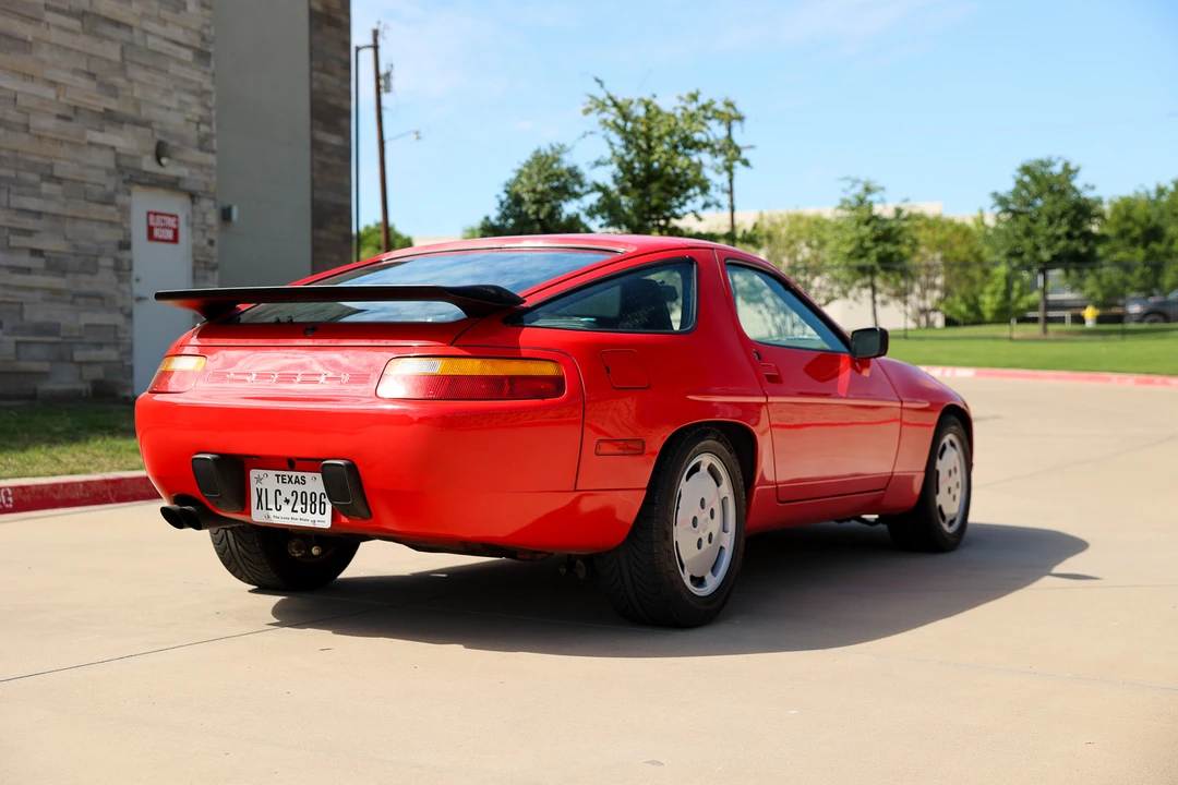 1987 Porsche 928 S4 - Image 10 of 31