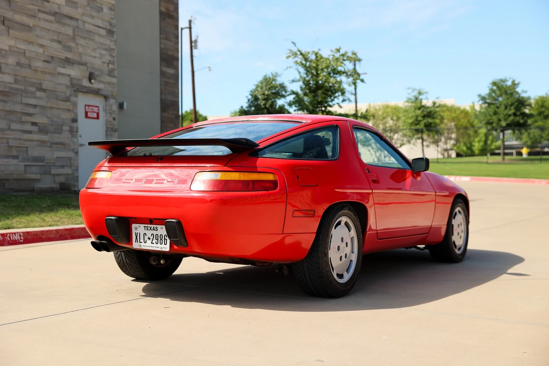 1987 Porsche 928 S4 - Image 11 of 31