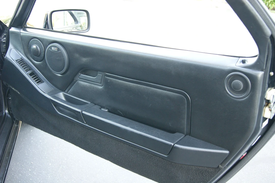 1987 Porsche 928 S4 - Image 17 of 29